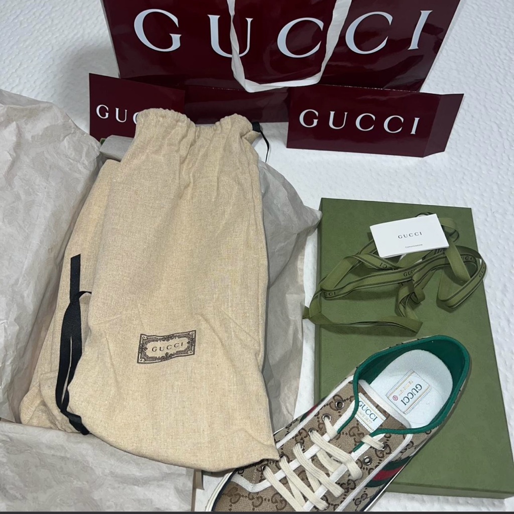 Gucci Sneakers With Red Soles